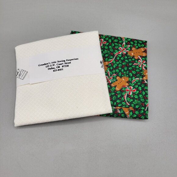 Fat Quarters Fabric Bundle Gingerbread Cookie Quilting Crafts Sewing - Picture 2 of 3